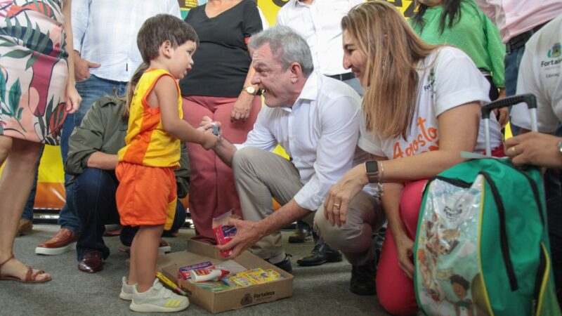 No Dia do Estudante, Sarto inaugura 15º CEI da gestão no José Walter