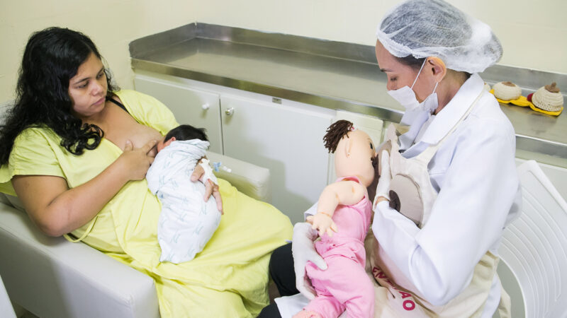 Prefeito Sarto participa do Dia D de Amamentação no Hospital Nossa Senhora da Conceição