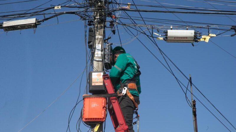 Sem acordo, nova taxa da Enel a provedores deve triplicar preço da internet no Ceará, diz associação