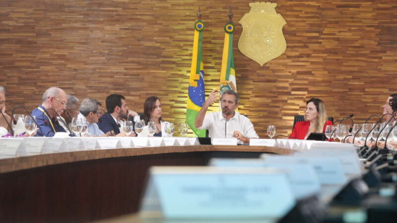 Em 1ª reunião do secretariado, governador discute prioridades e destaca parcerias com Governo Federal