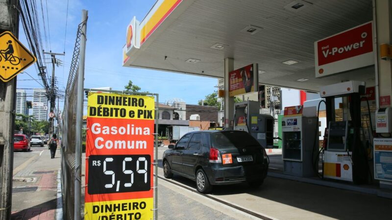 Gasolina no Ceará é a mais cara do Brasil pela 4ª semana seguida