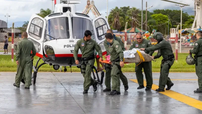 Lula e ministros visitam áreas afetadas pelas chuvas em SP nesta segunda (20)