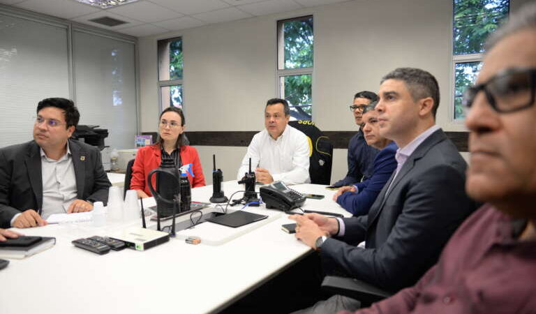 Comitiva da Paraíba visita SSPDS para conhecer a Ciops e ferramentas de inteligência