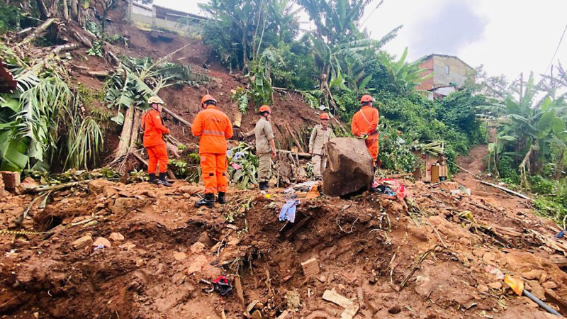 Governador se solidariza com vítimas de deslizamento em Aratuba e coloca estrutura do Estado à disposição