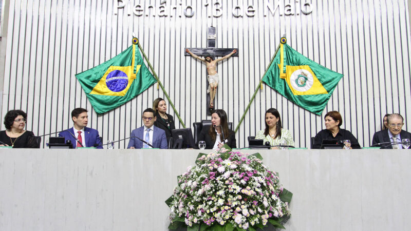 Solenidade na Alece destaca papel da Defensoria Pública Geral do Estado