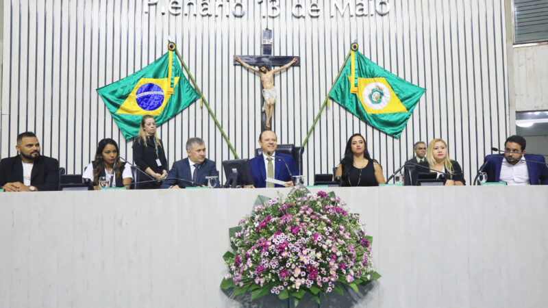 Trabalho de ONGs que atuam em Fortaleza é reconhecido em solenidade