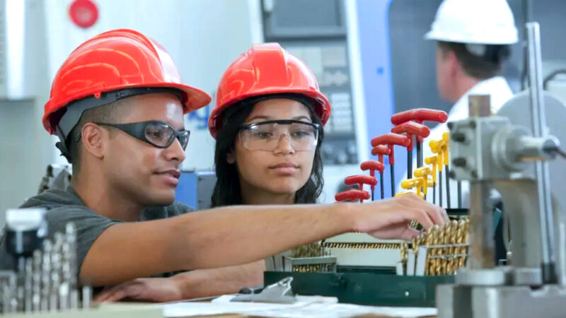 Comissão da Alece debate aprendizagem profissional de jovens e adolescentes