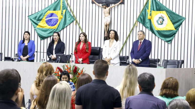 Desempenho feminino na advocacia do Ceará é ressaltado em sessão solene na Alece