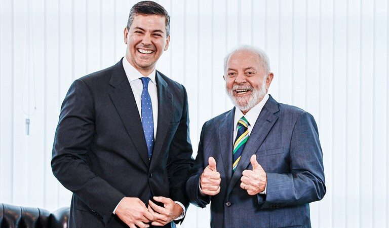 Lula e presidente do Paraguai discutem futuro de Itaipu em Brasília