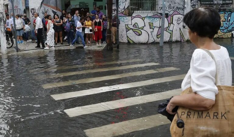 Governo Federal garante apoio integral ao Rio de Janeiro diante das fortes chuvas