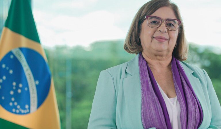 Em pronunciamento, ministra destaca ações do Governo Federal para mulheres