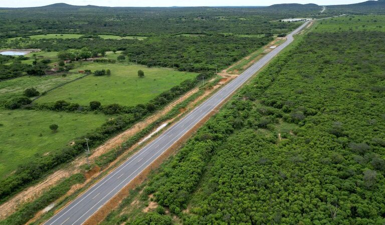 Governo Federal finaliza trecho da BR-235 na Bahia com recursos do Novo PAC