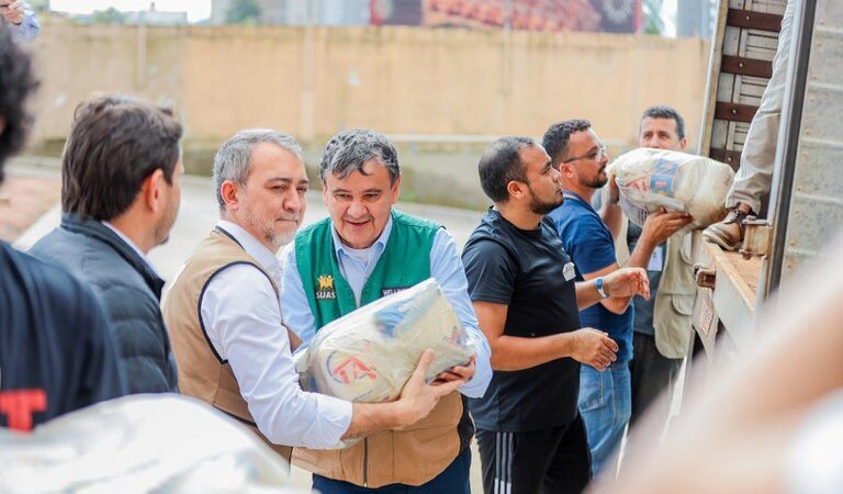 Governo Federal leva comida a Cozinhas Solidárias e famílias atingidas no RS