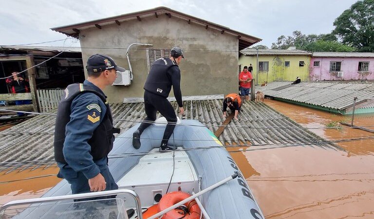 Mais de 14,5 mil pessoas deslocadas pelo Governo Federal atuam na ajuda ao Rio Grande do Sul