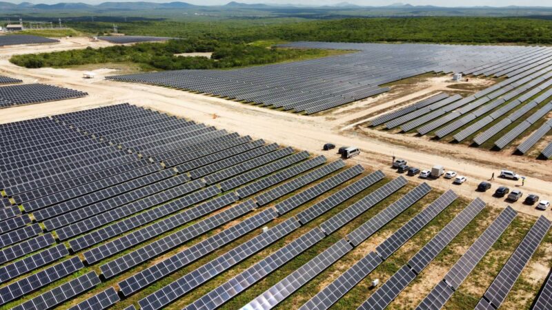 Complexo solar com capacidade para atender a 350 mil residências é inaugurado em Jaguaretama