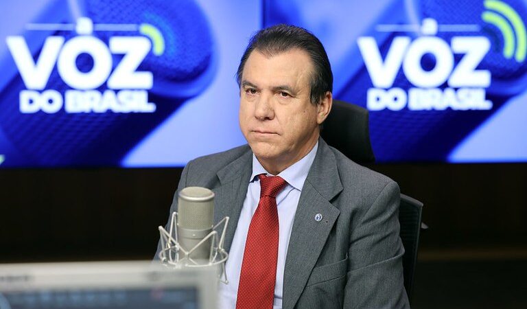 Luiz Marinho diz que aumento do emprego formal retrata o crescimento do País