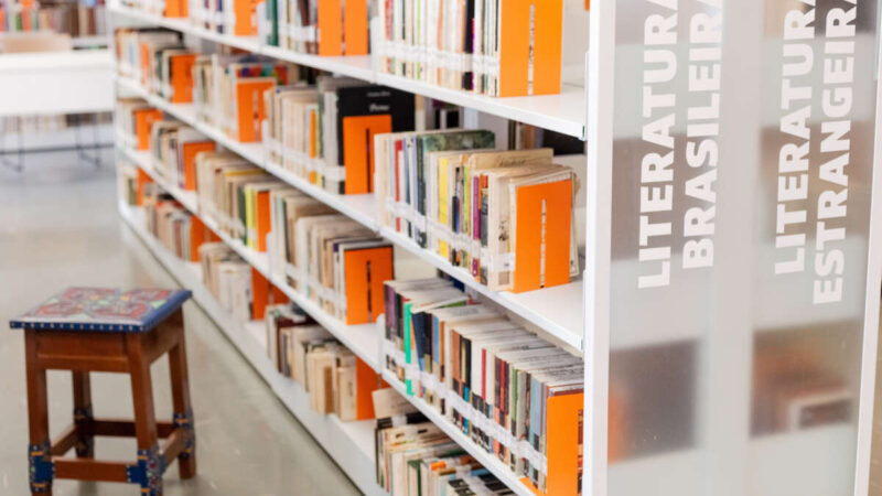 Relatos Biográficos: Bece homenageia a bibliotecária Cláudia Freitas na próxima sexta-feira, 14 de março