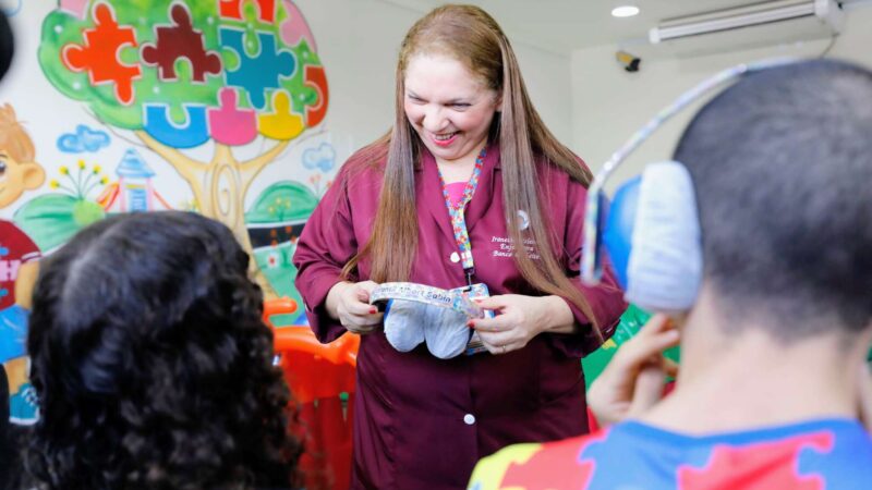 Governo do Ceará inaugura Espaço de Acolhimento a Crianças Autistas no Hias