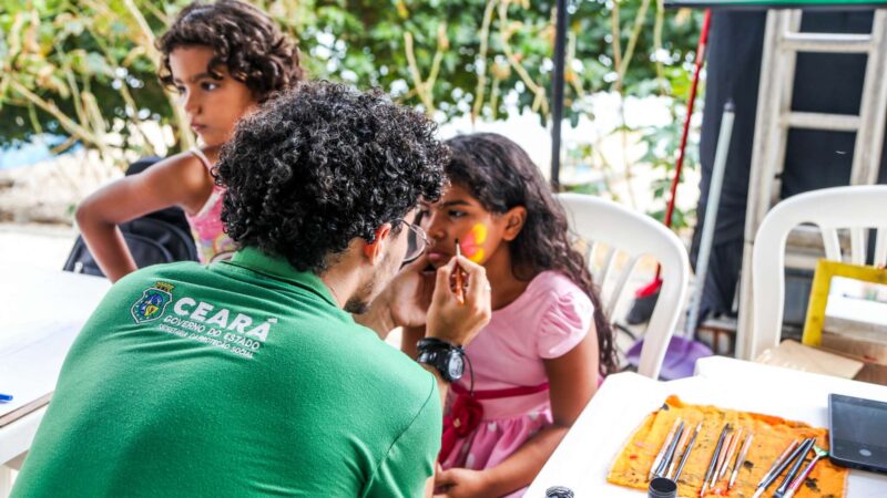 Acolher leva ações de inclusão social ao Bom Jardim, em Fortaleza