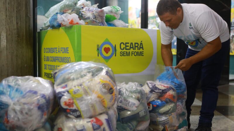 Alece doa aproximadamente duas toneladas de alimentos ao programa Ceará Sem Fome