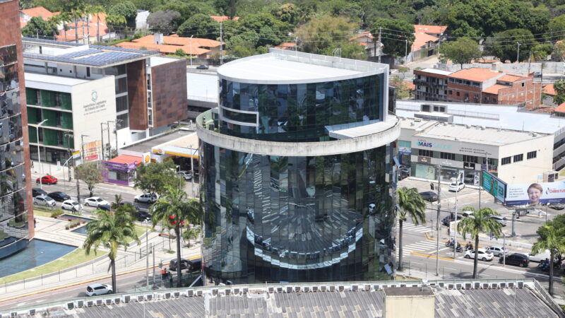 Alece debate necessidade de assistência nutricional nas escolas em audiência nesta quinta