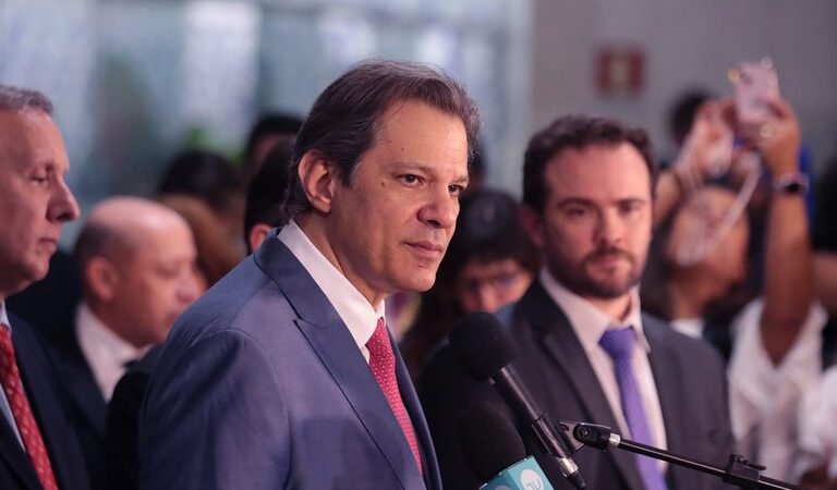 Governo adota novas ações fiscais e de justiça tributária debatidas com Congresso