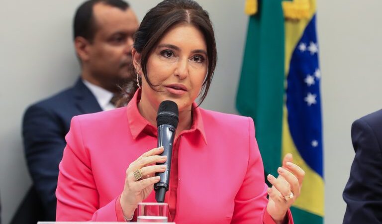Simone Tebet defende corte de isenções fiscais: ‘Mexer com o andar de cima’