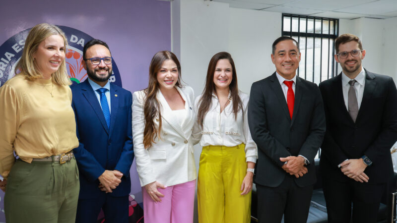 Alece, Defensoria Pública, MPCE e Faculdade UniAteneu firmam parceria para expandir rede de atendimento à mulher