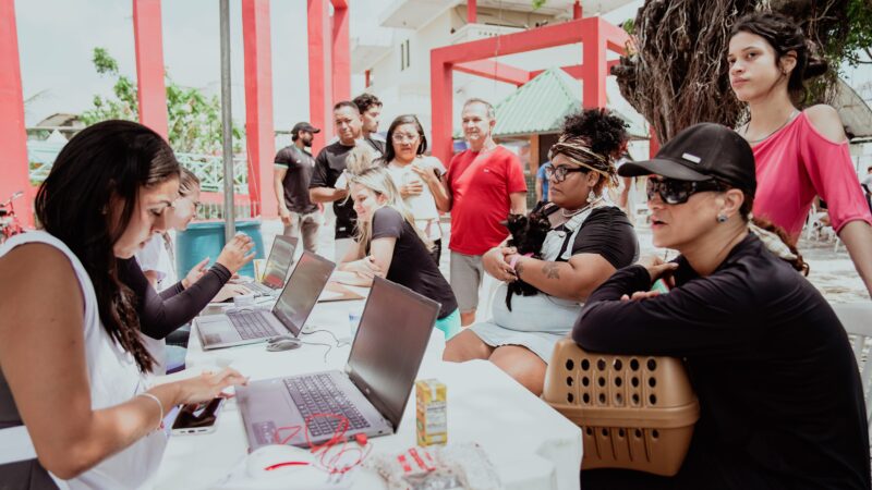 Prefeitura de Fortaleza realiza Parada Pet no Mercado São Sebastião, no Centro