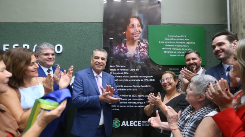 Espaço de exposições da Alece recebe o nome da ex-deputada Zélia Mota