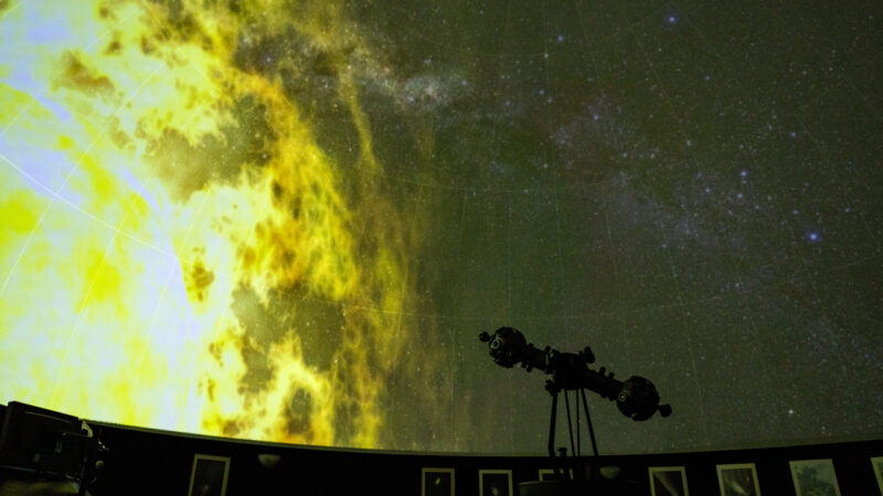 Planetário realiza sessão especial para professores aposentados da rede pública