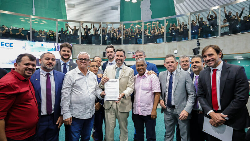 Deputados recebem instrutores de autoescola e acenam diálogo com Governo Federal