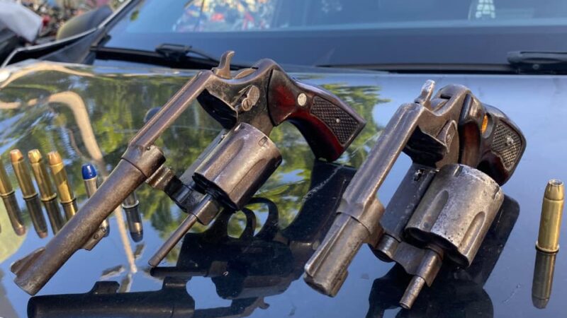 Polícia Militar prende suspeitos com duas armas de fogo em Sobral