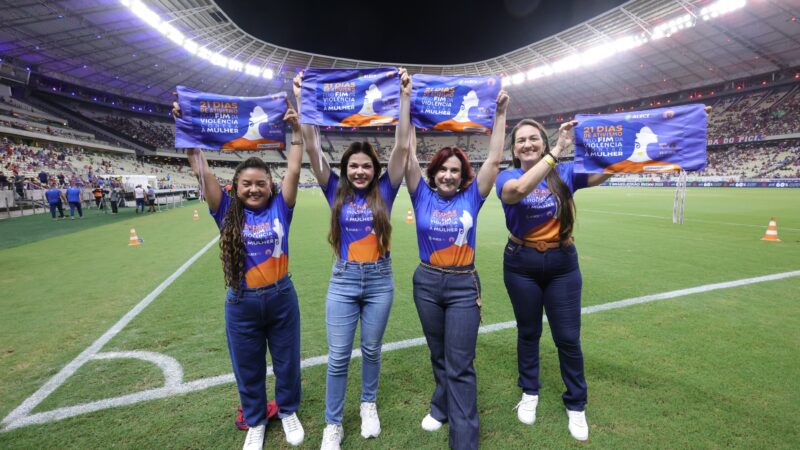 Procuradoria da Mulher da Alece mobiliza torcedores no Castelão contra a violência de gênero