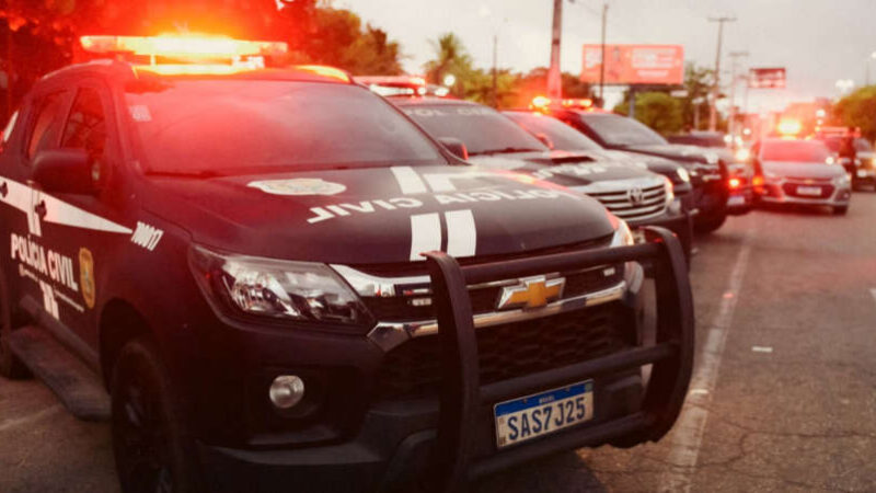 PCCE cumpre 13 mandados de prisão e 22 de busca e apreensão ligados ao tráfico de drogas em Mombaça