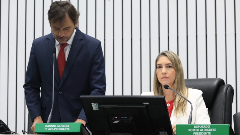 Dois projetos de lei do Executivo iniciam tramitação nesta quinta na Alece