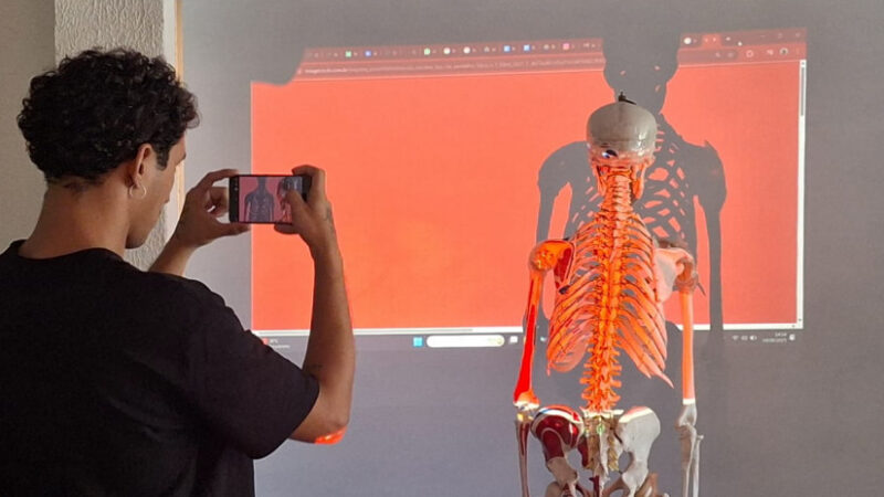 Curso promovido pelo Sobrado Dr. José Lourenço discute reflexões sobre corpo e a própria imagem 