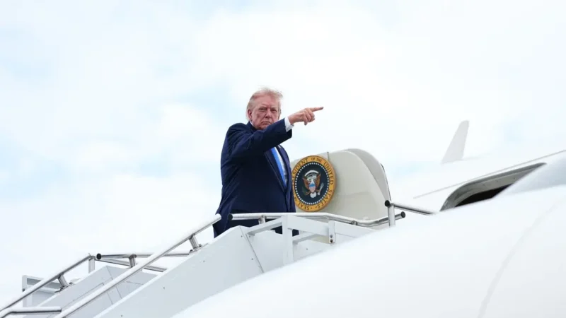 Trump saiu da Turquia em voo secreto após ser escondido em caminhão por ameaça do Irã, diz jornal