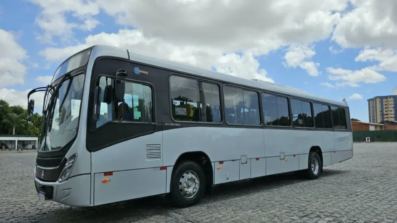 Ônibus automático começa a circular nas ruas de Fortaleza; veja como vai funcionar